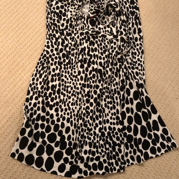 Trina Turk Dress - Picture 3 of 8